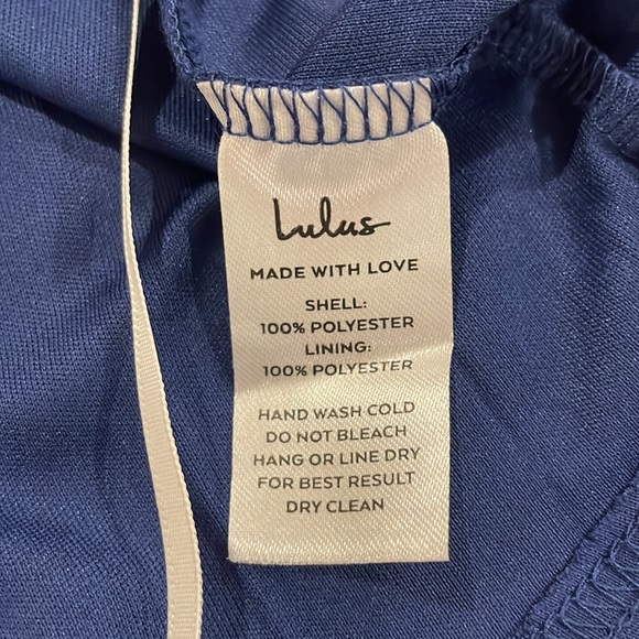 Lulus Lady’s Small Navy Dress Shell and Lining 100% Polyester - Picture 9 of 9
